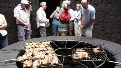 Photo of Кафе с видом на вулкан в Исландии