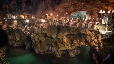 Photo of Ресторан-пещера на греческом побережье