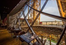 Photo of Кафе на вершине Эйфелевой башни